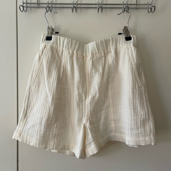 NWOT Madewell Lightspun Easy Pull On Short in Cream - Picture 4 of 14